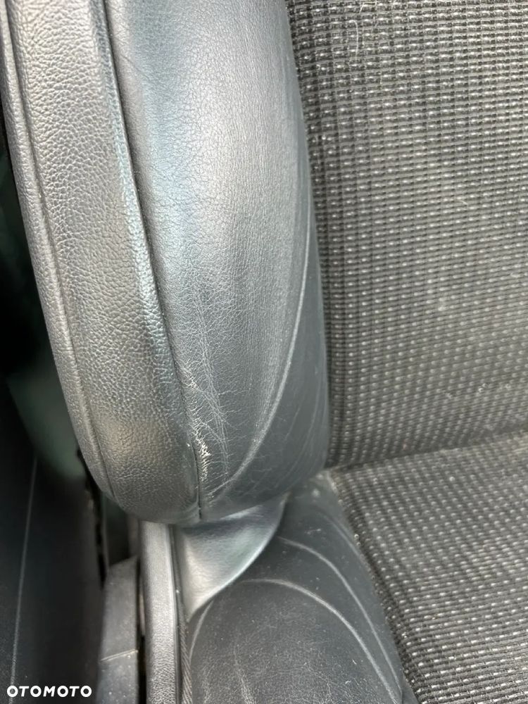 Citroën C5 HDi 165 FAP Business Class - 21