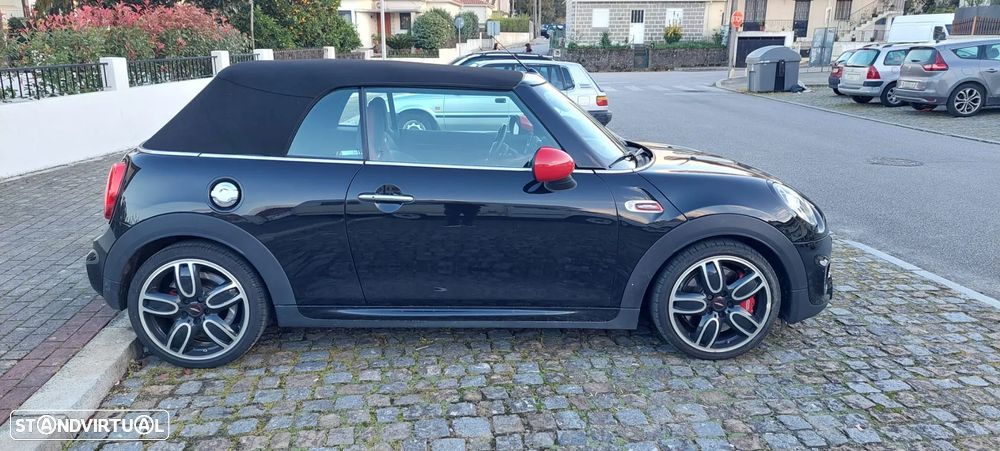 MINI Cabrio John Cooper Works Auto Desportiva - 24