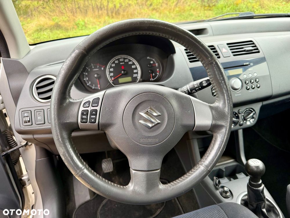 Suzuki Swift 1.3 4x4 Snow - 16