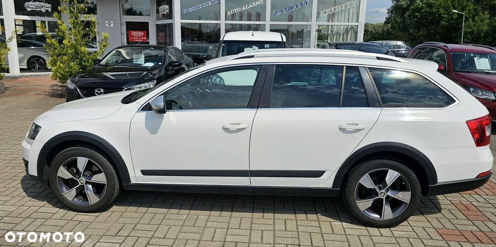 Skoda Octavia 2.0 TDI 4x4 DSG Scout - 6