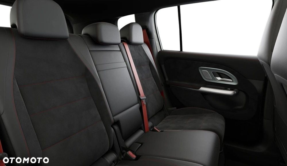 Mercedes-Benz GLB - 6