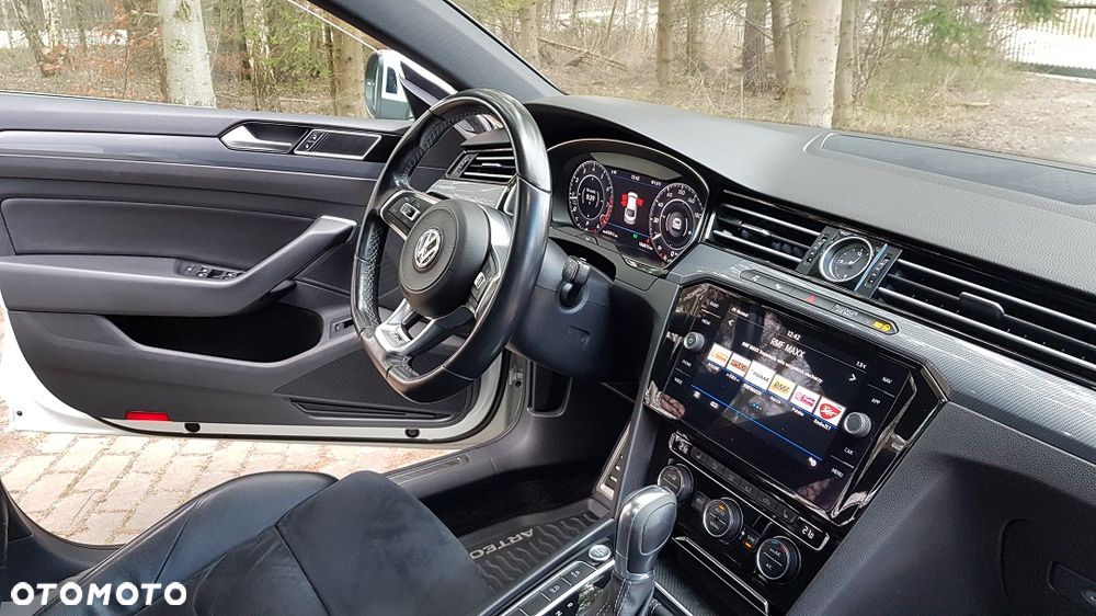 Volkswagen Arteon 2.0 TSI R-Line DSG - 27