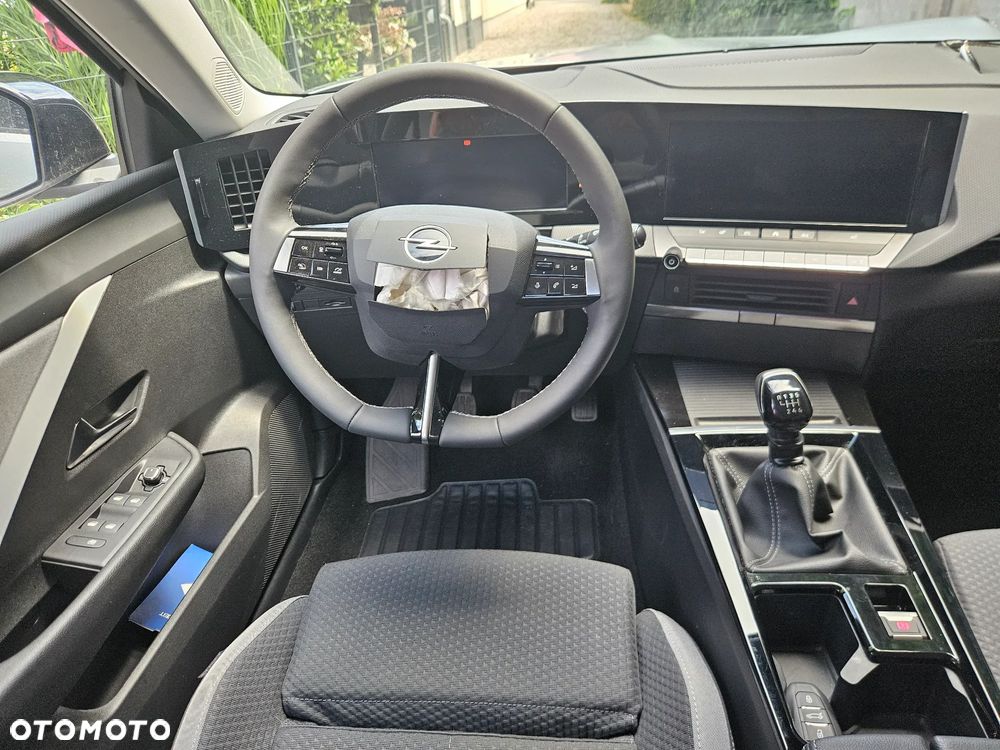 Opel Astra 1.2 Turbo Start/Stop Edition - 21