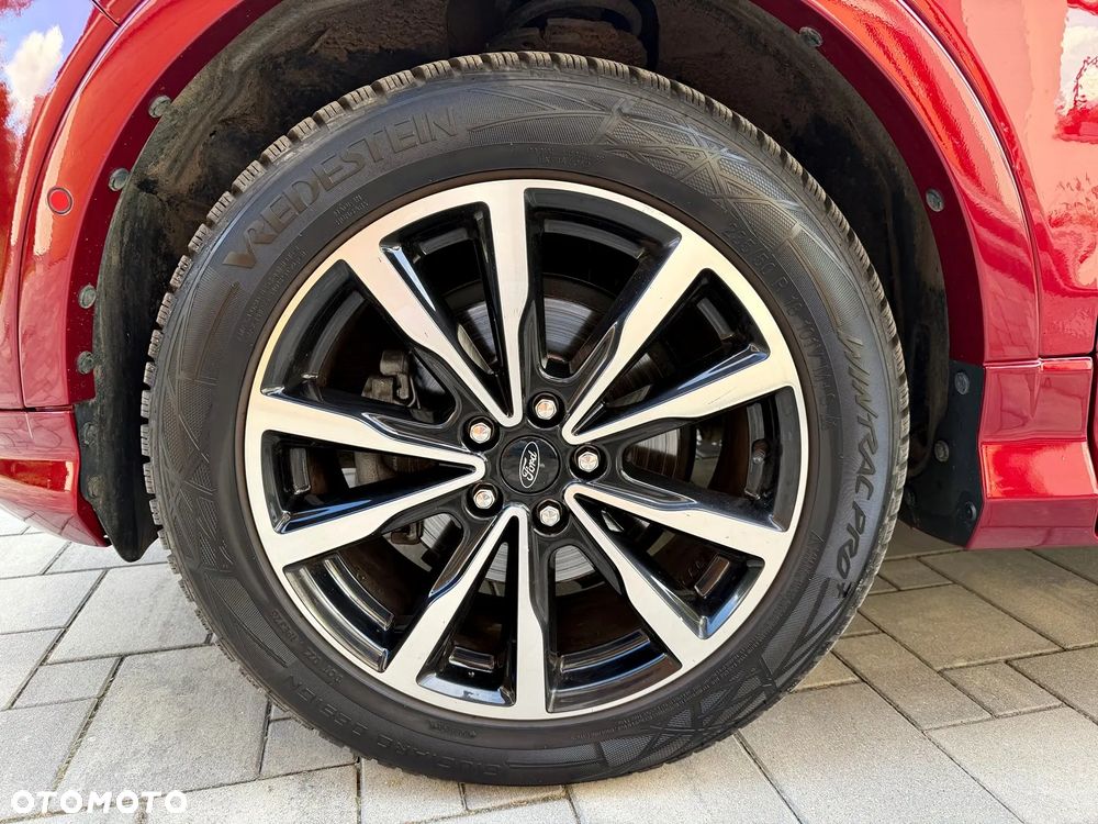 Ford Kuga - 26