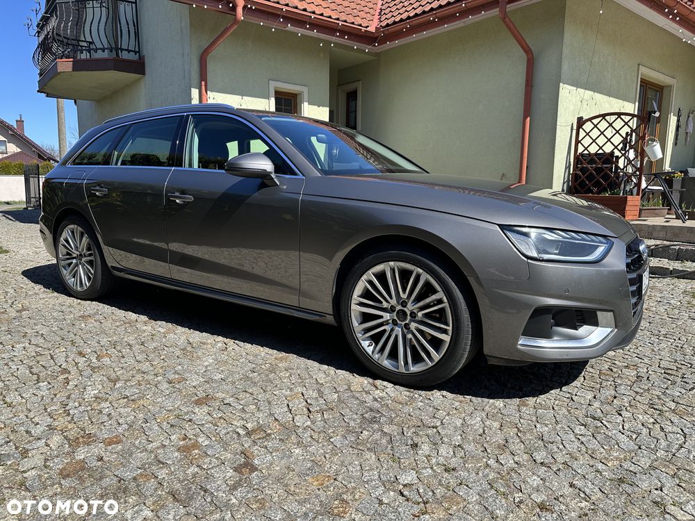 Audi A4 Avant 40 TFSI S tronic - 4