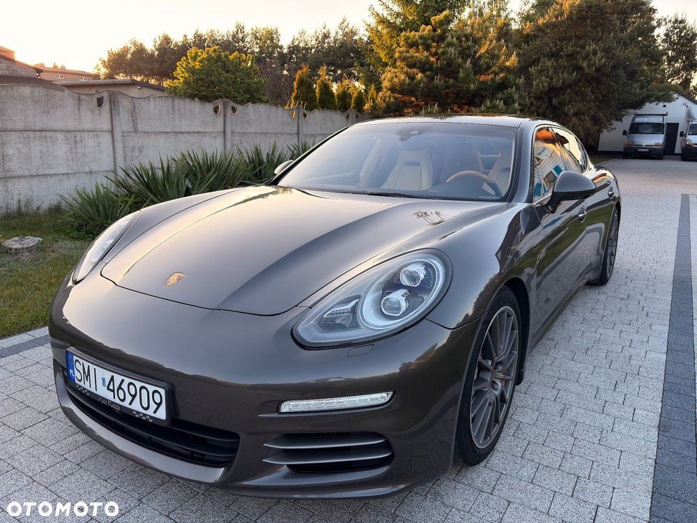 Porsche Panamera 4S Executive - 9