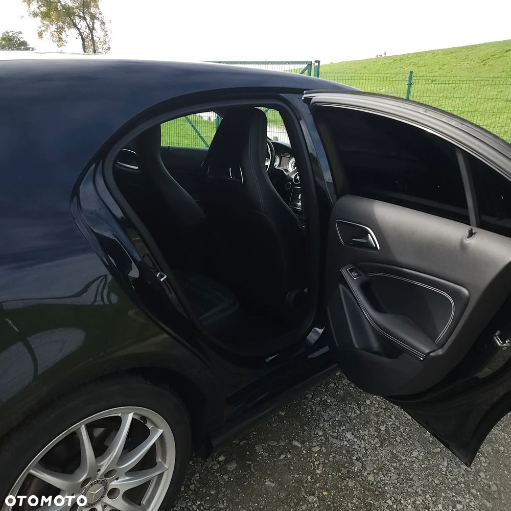 Mercedes-Benz Klasa A 200 AMG Line - 13
