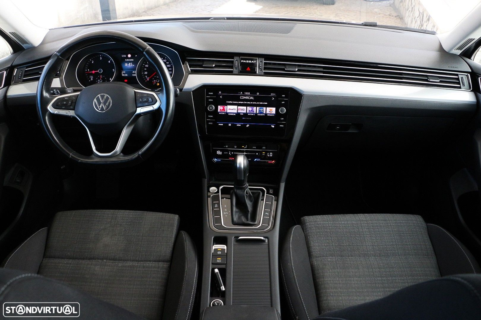 VW Passat Variant 2.0 TDi Elegance DSG - 4