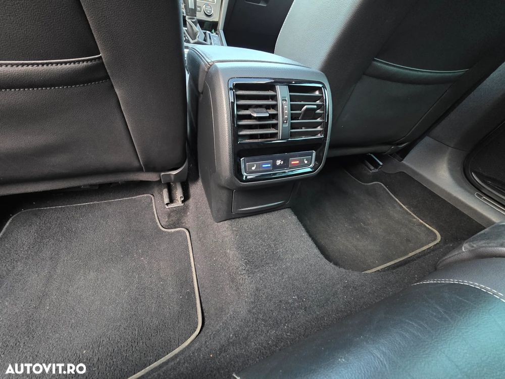 Volkswagen Passat 2.0 TDI SCR DSG 4Motion Elegance - 5