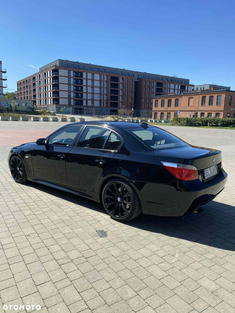 BMW Seria 5 525i - 6
