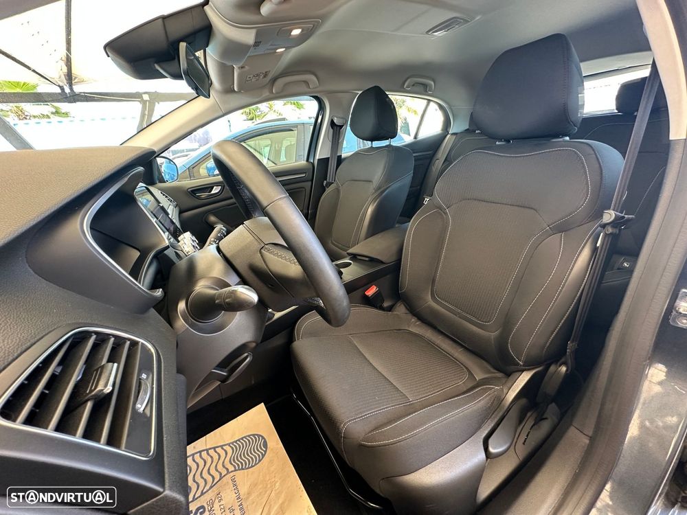 Renault Mégane 1.5 Blue dCi Equilibre EDC - 10