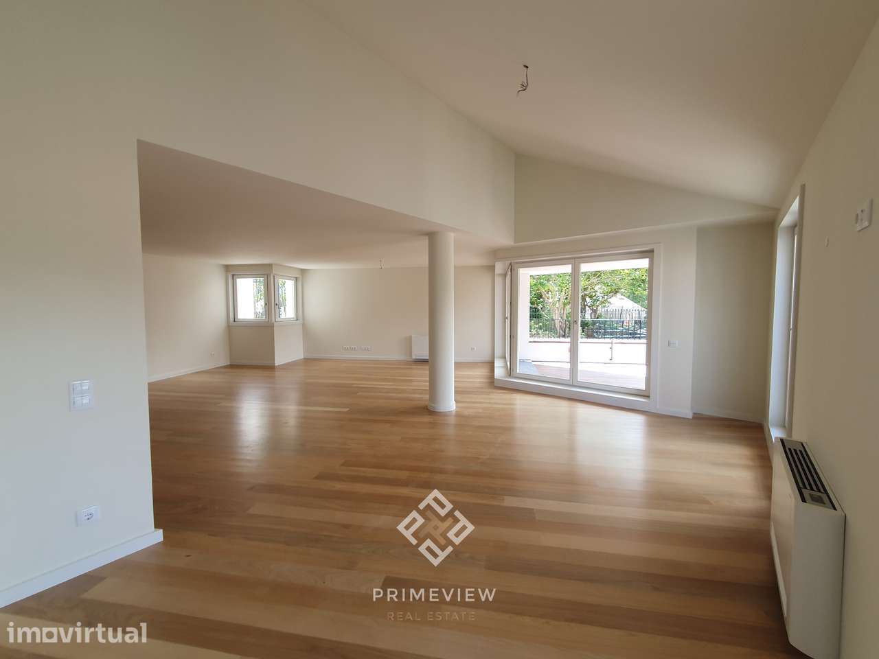 O Seu Novo T4 de Sonho na Prestigiada Foz do Douro, Porto - Grande imagem: 2/39