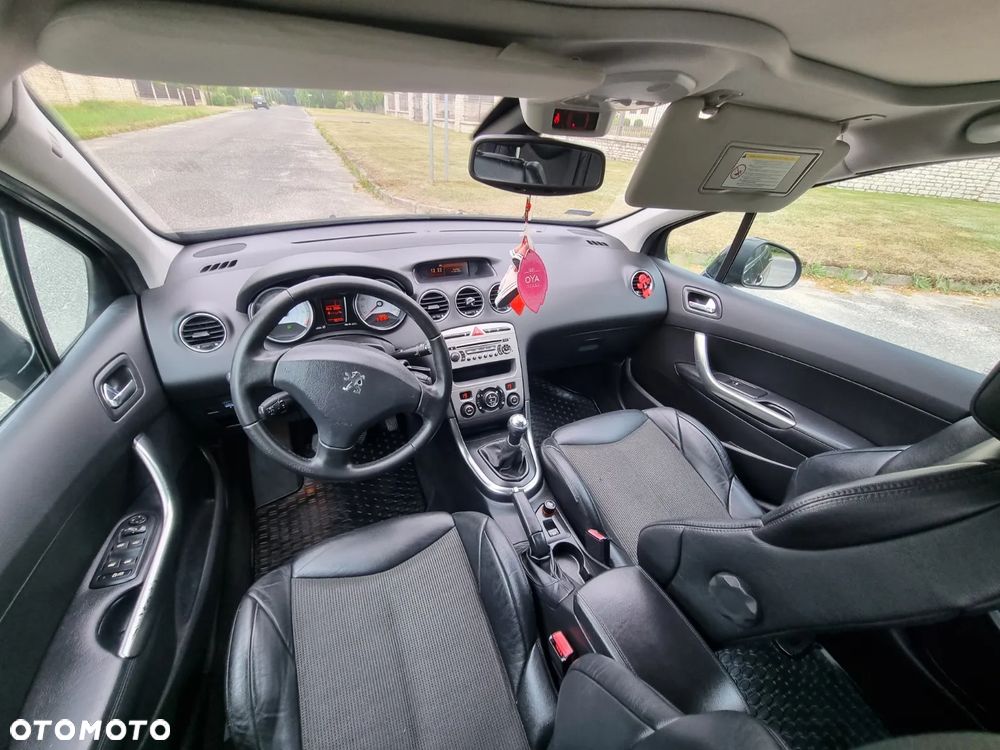 Peugeot 308 1.6 Premium Plus - 10