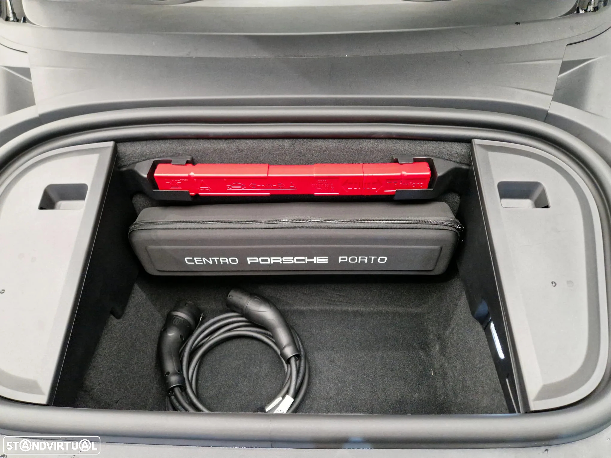 Porsche Taycan Sport Turismo Standard - 36