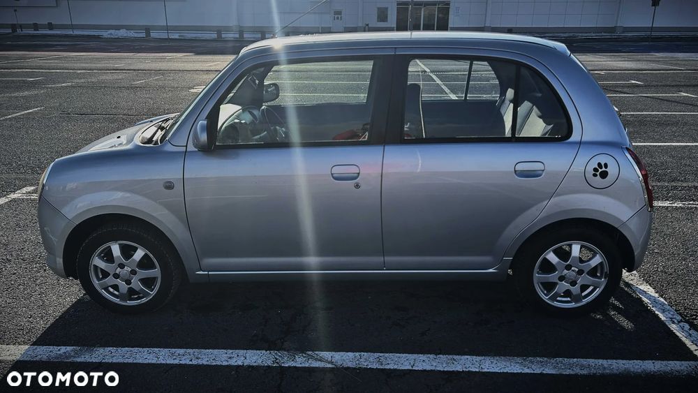 Daihatsu Trevis 1.0 - 7