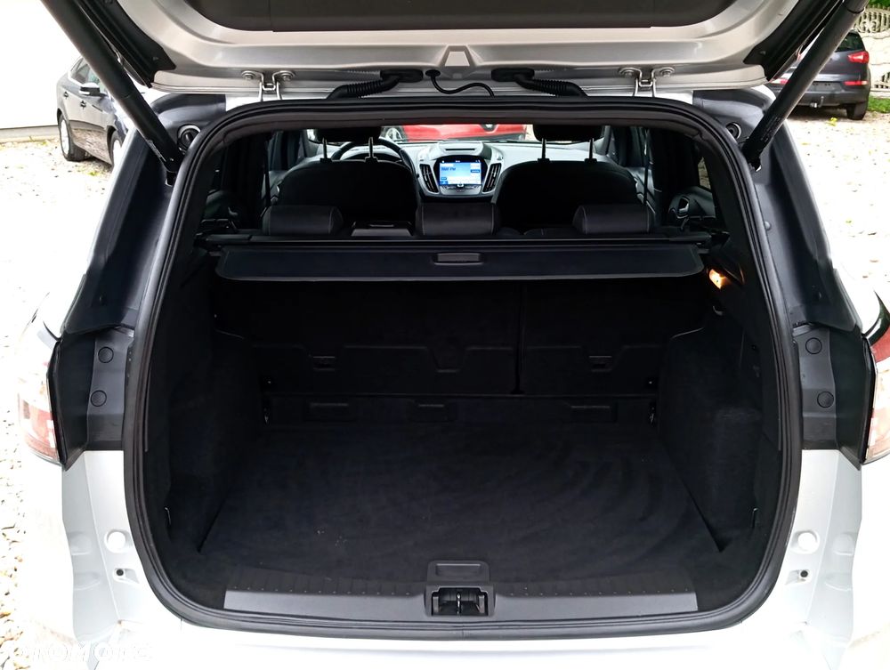 Ford Kuga 2.0 TDCi 4x4 ST-Line - 19