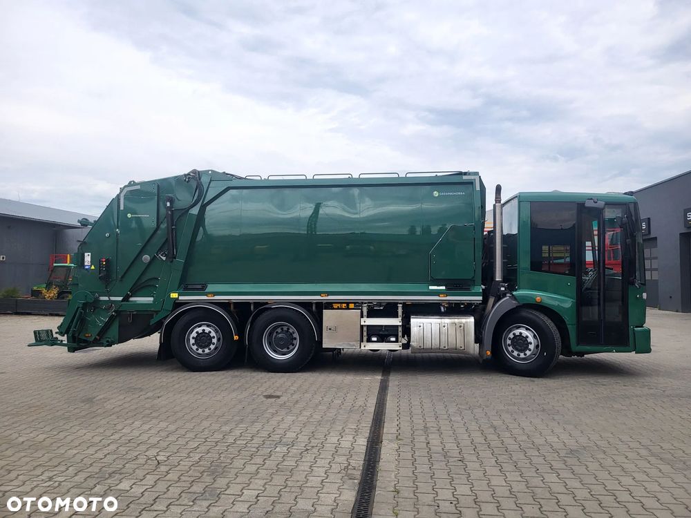 Mercedes-Benz Econic - 6