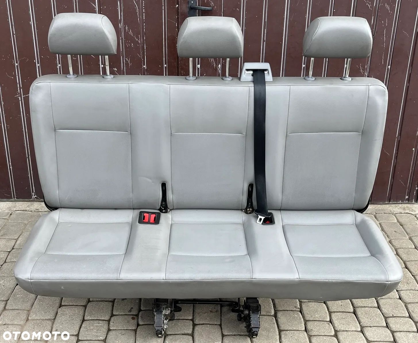 KANAPA ŁAWKA TRÓJKA 3 RZĄD TYŁ FOTEL SKAJA SKÓRA VW T5 LIFT T6 CARAVELLE TRANSPORTER EU - 1