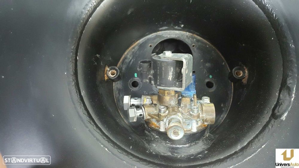 DEPÓSITO DE COMBUSTÍVEL OPEL CORSA E SELECTIVE - 9