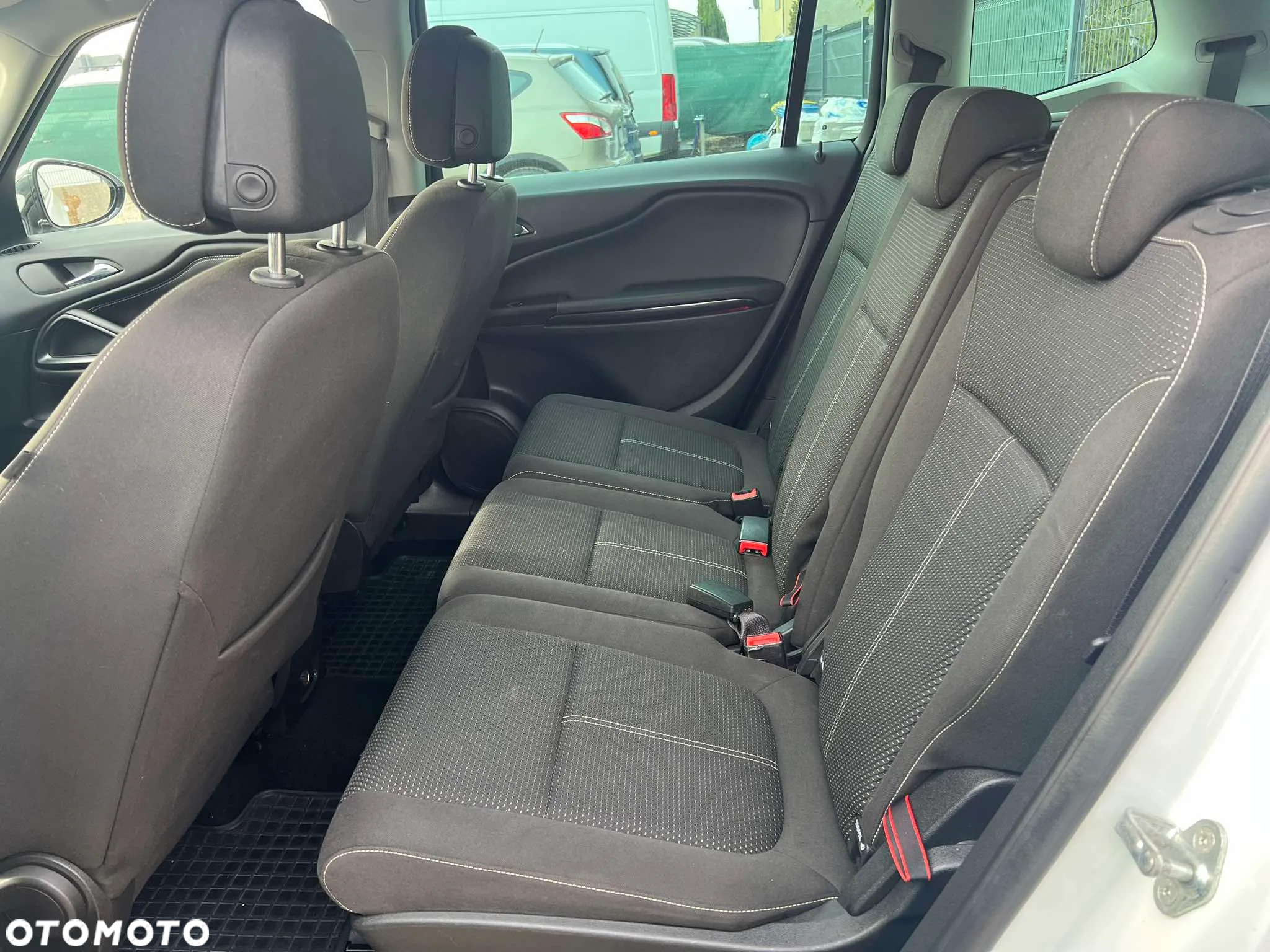 Opel Zafira 1.6 CDTI Enjoy - 12