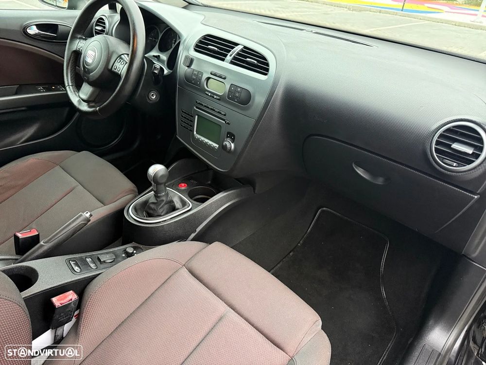 SEAT Leon 2.0 TDI Sport Up DPF - 18