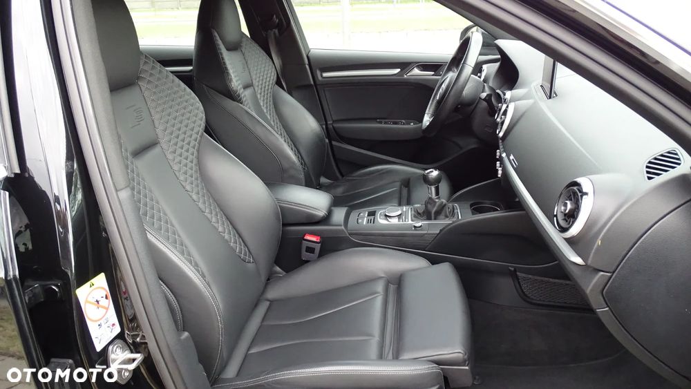 Audi A3 Sportback 2.0 TDI - 11