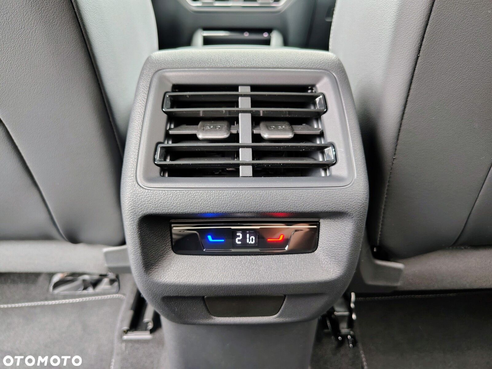 Volkswagen Tiguan - 18