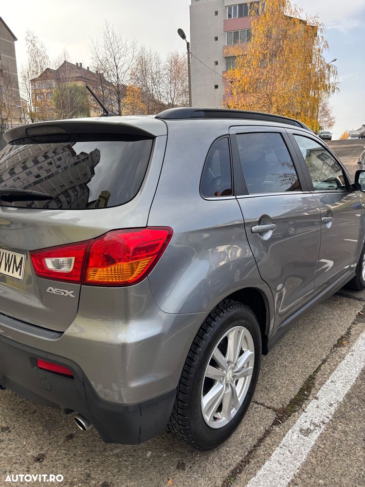 Mitsubishi ASX 1.8 DI-D 2WD Edition II - 9
