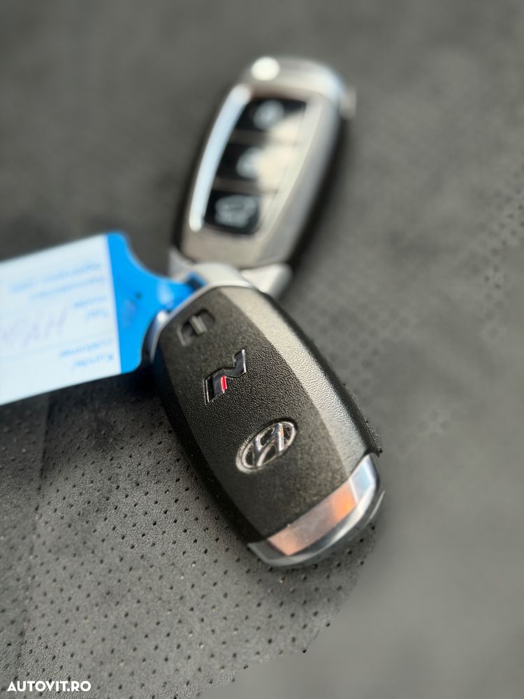 Hyundai KONA - 14