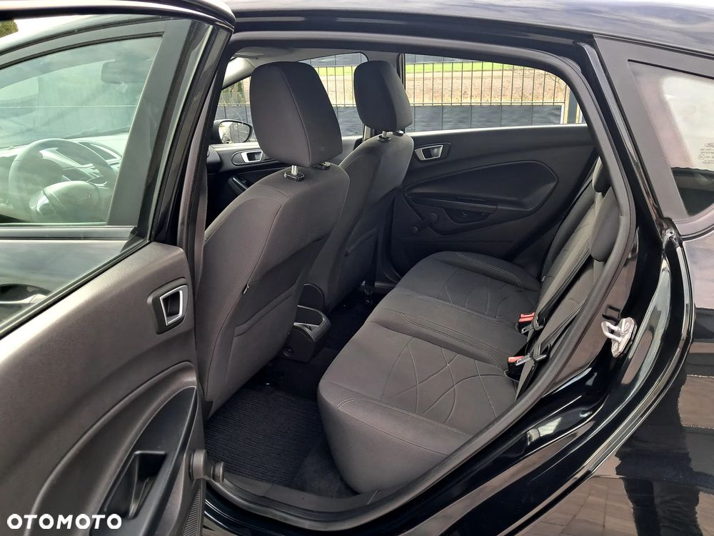 Ford Fiesta 1.0 Celebration - 19