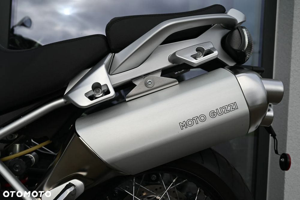 Moto Guzzi Stelvio - 31
