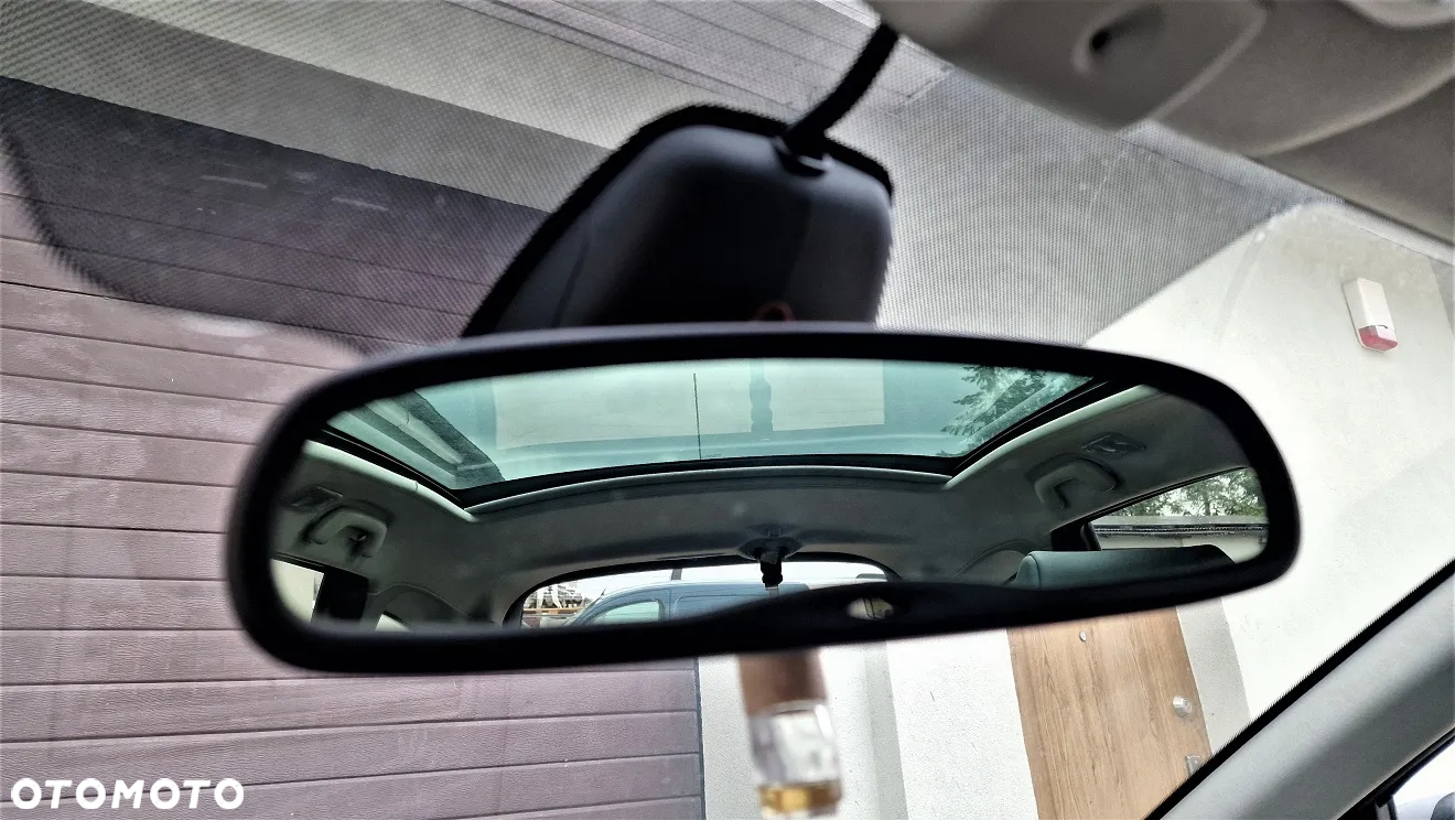 Nissan Qashqai+2 2.0 dCi 4x4 Tekna Premium - 15