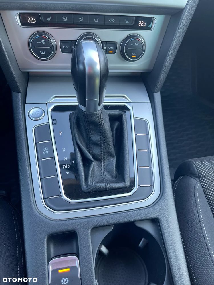 Volkswagen Passat 2.0 TDI BMT Comfortline DSG - 12