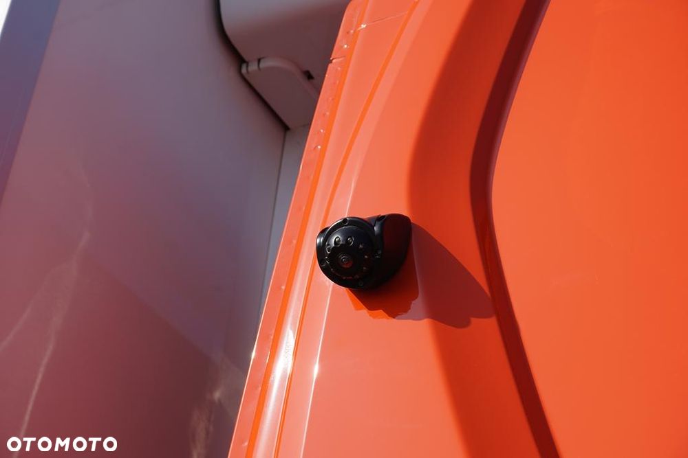 Scania SCANIA / P 360 / E 6 / CHŁODNIA + WINDA / 18 PALET / RETARDER / OŚ SKRĘTNA - 38