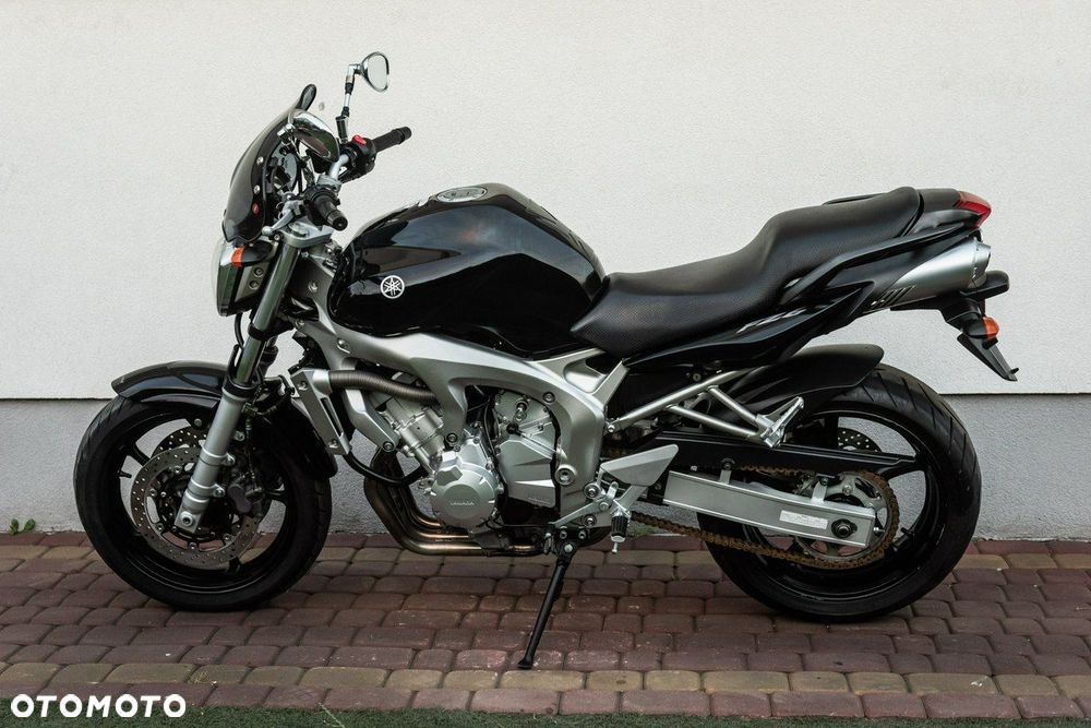 Yamaha FZ - 5