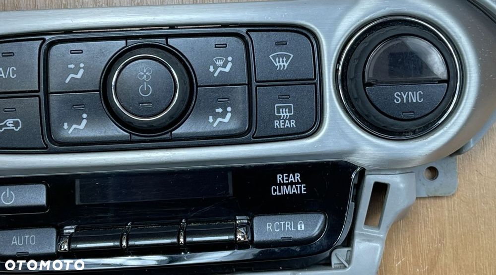 P9 GMC YUKON XL IV 2015 - PANEL KLIMATYZACJI NAWIEWU 23449658 - 3