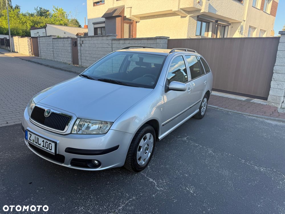 Skoda Fabia 1.4 16V Automatik Style Edition - 2