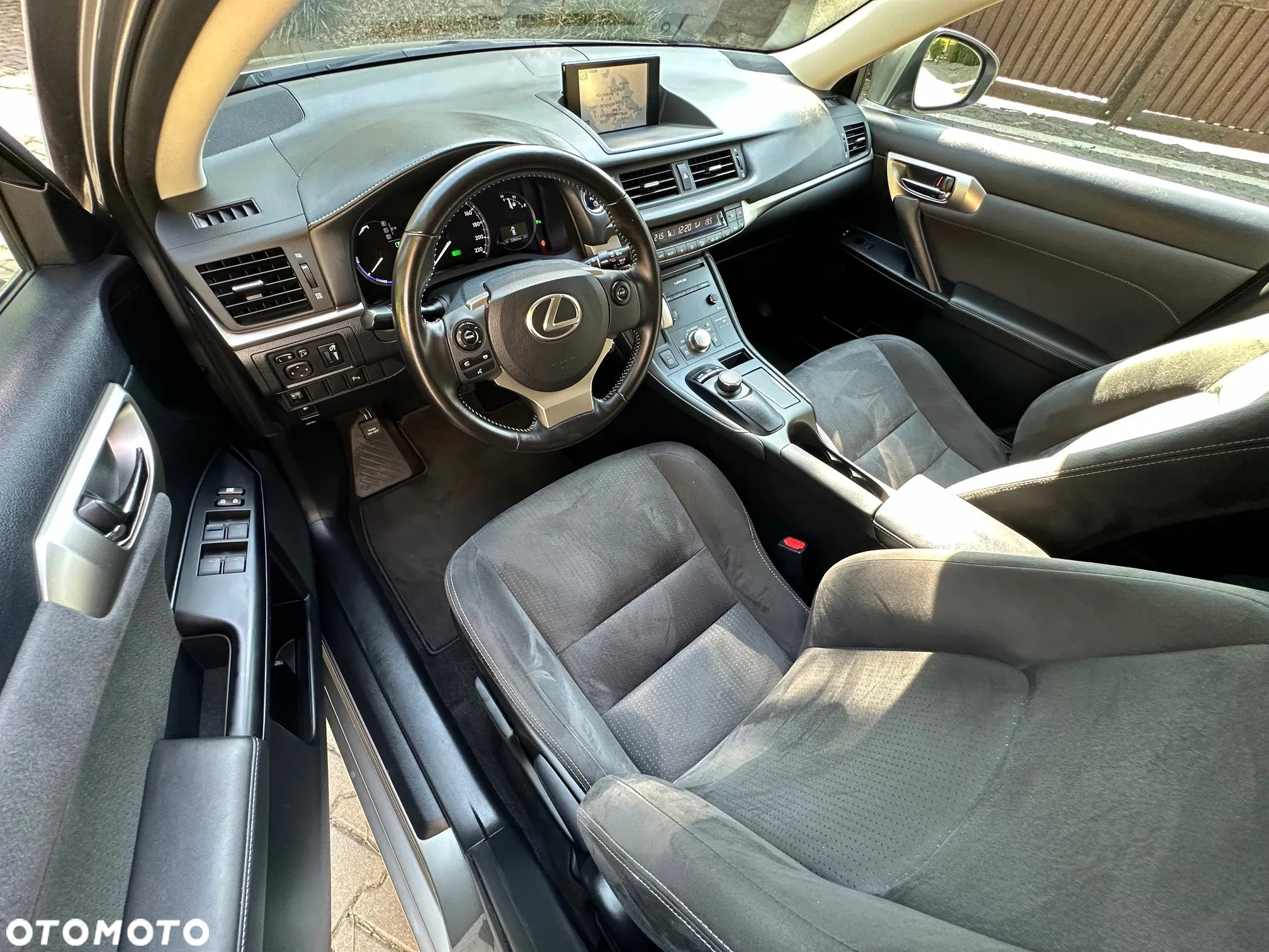 Lexus CT 200h Dynamic Line - 21