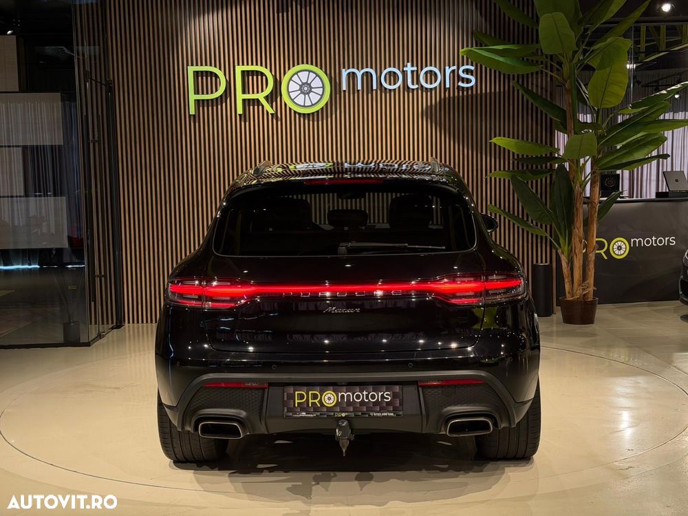 Porsche Macan - 34