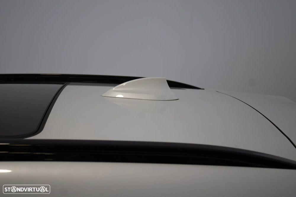 BMW iX3 M Sport Impressive - 16