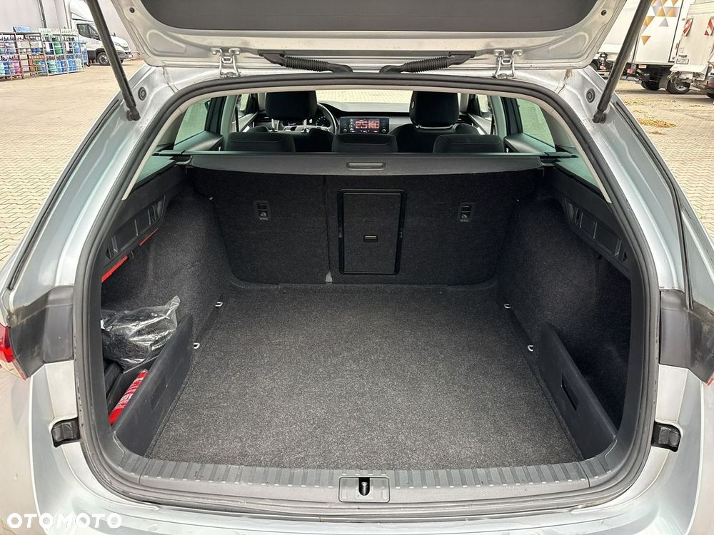 Skoda Octavia 1.5 TSI ACT Ambition - 21