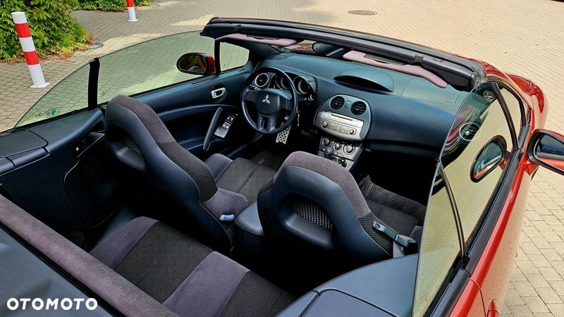 Mitsubishi Eclipse 3.8 V6 GT Spyder - 12