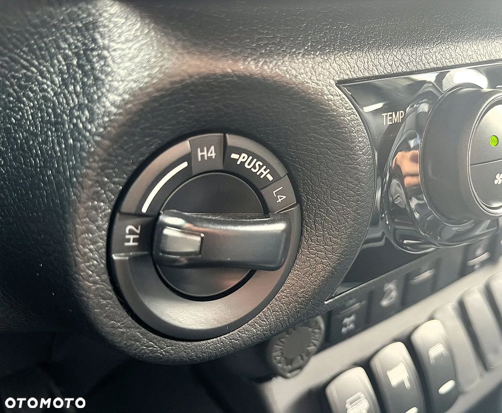 Toyota Hilux - 17