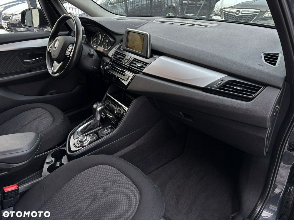 BMW Seria 2 218i Advantage - 27