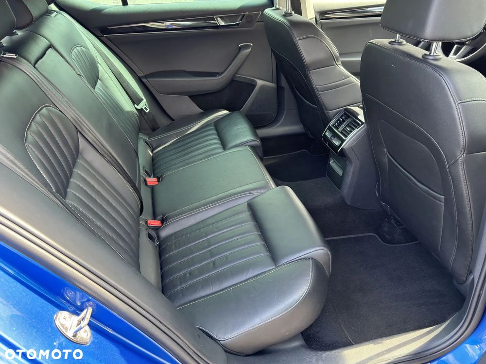 Skoda Superb 2.0 TDI SCR 4x4 L&K DSG - 14