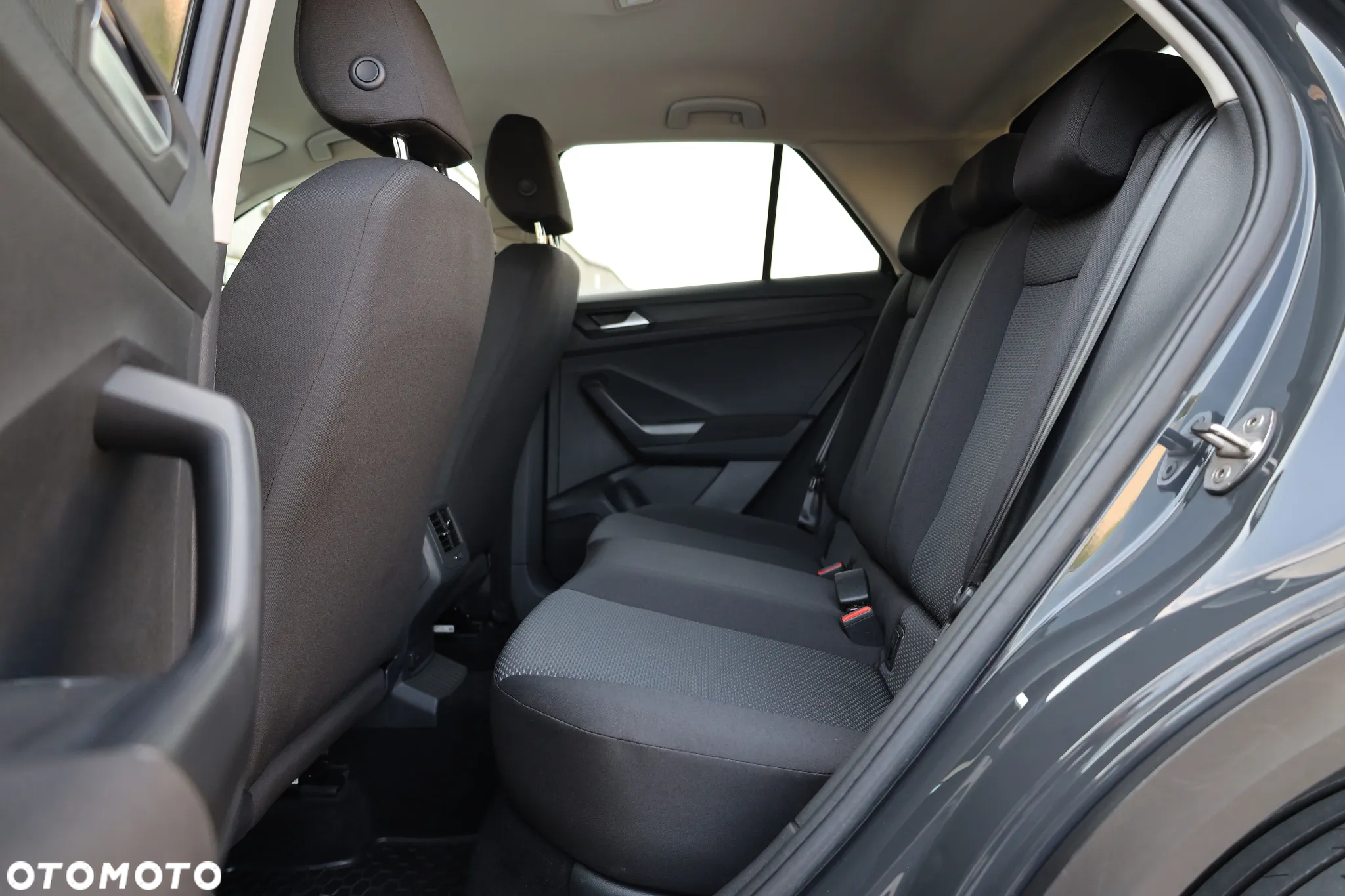 Volkswagen T-Roc 1.5 TSI ACT Advance - 18