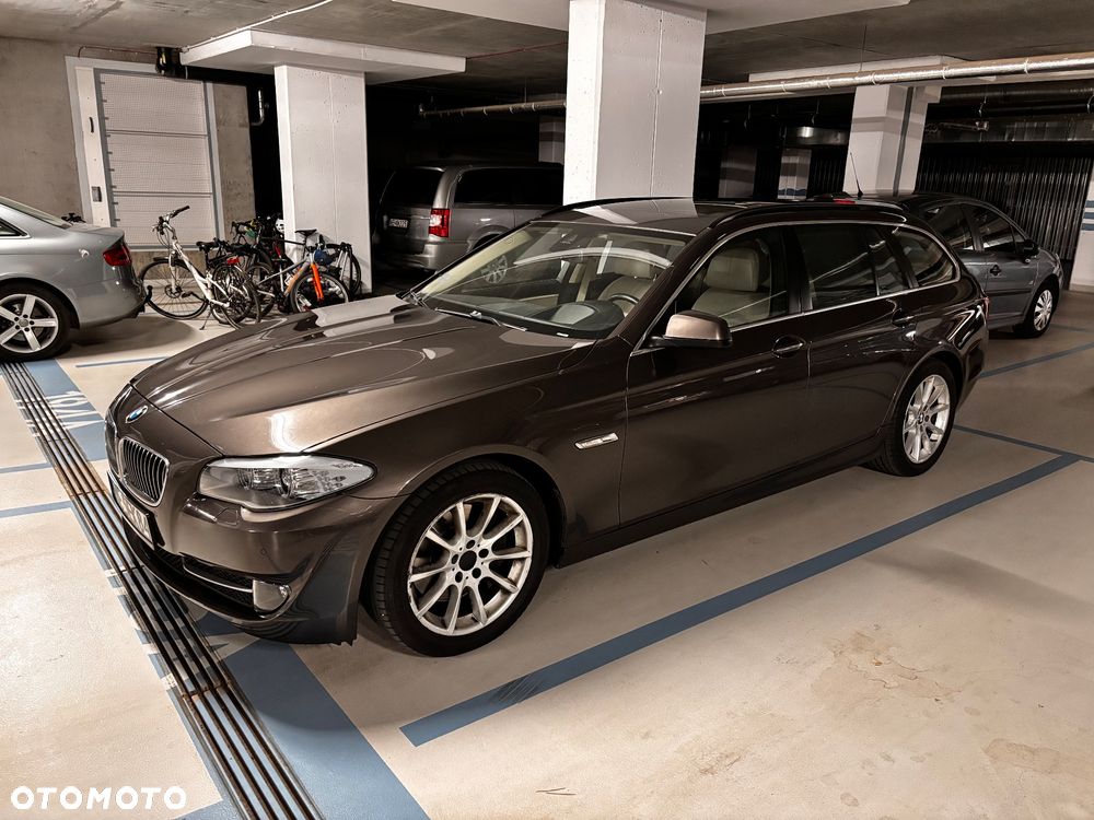 BMW Seria 5 535d xDrive Luxury Line - 2