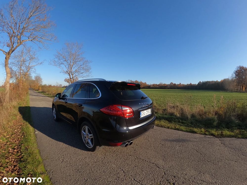Porsche Cayenne - 5