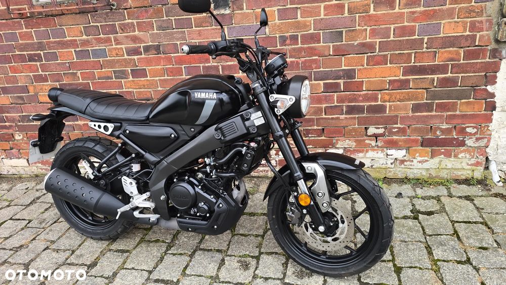 Yamaha XSR - 26