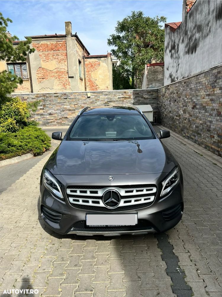 Mercedes-Benz GLA 250 4MATIC 7G-DCT AMG Line - 3